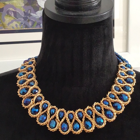 Navy Blue Necklace - Picture 1 of 1